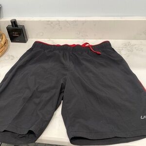 Mens workout shorts medium